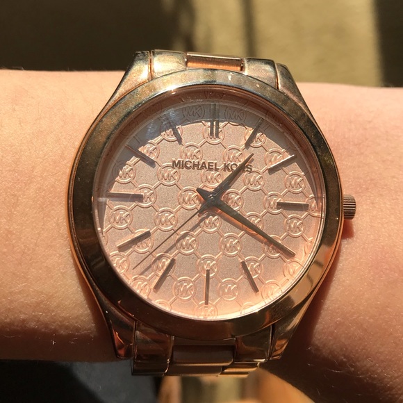 Brand New- Slim Runway Michael Kors Watch - Picture 2 of 7